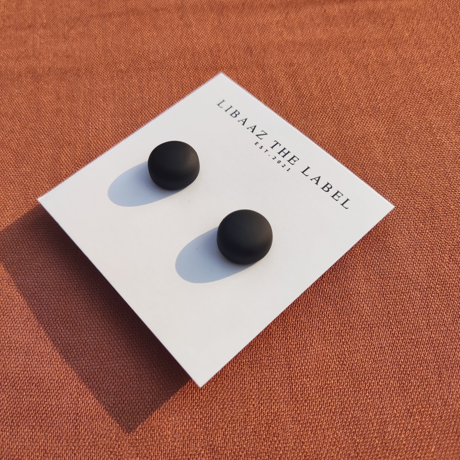 Onyx Black Hijab Magnet (2 Pairs)